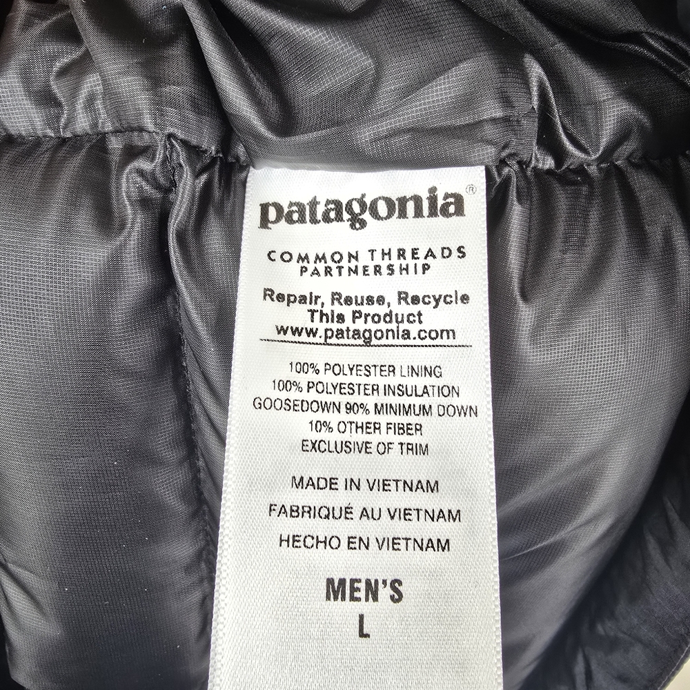 Patagonia Black Puffer Vest - Picture 5 of 6